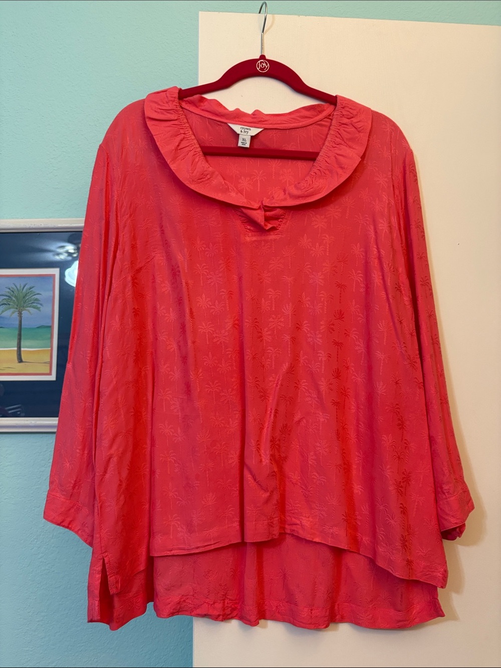 Crown & Ivy top